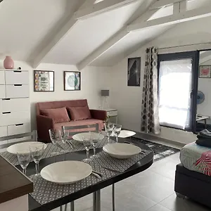https://trendy-studios-tassin.hotels-rhonealpes.com